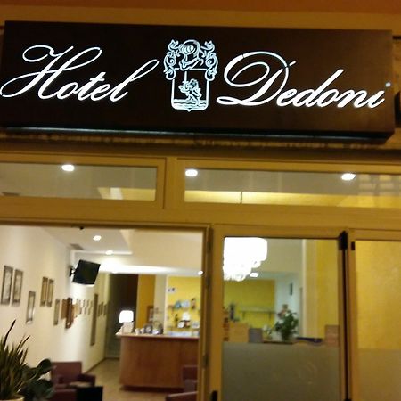 Hotel Dedoni Cagliari Buitenkant foto